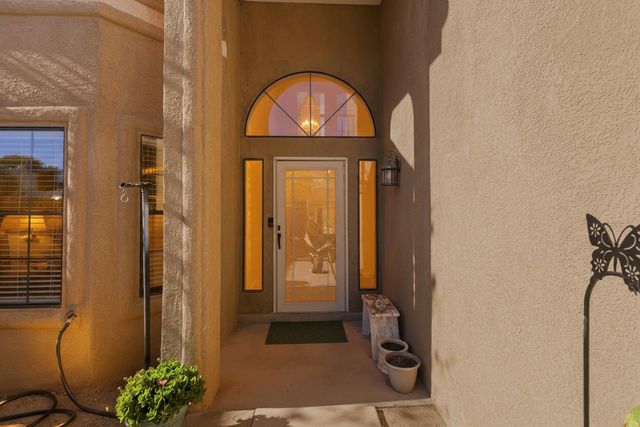 7605 Don Gaspar Drive NE, Albuquerque, NM 87109