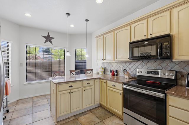 7605 Don Gaspar Drive NE, Albuquerque, NM 87109