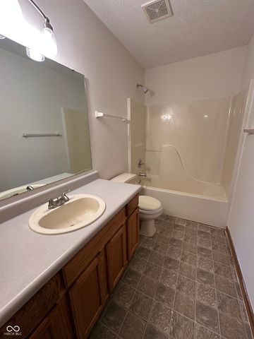 752 Summersby Lane, Brownsburg, IN 46112