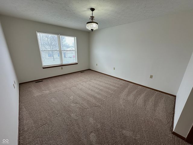 752 Summersby Lane, Brownsburg, IN 46112