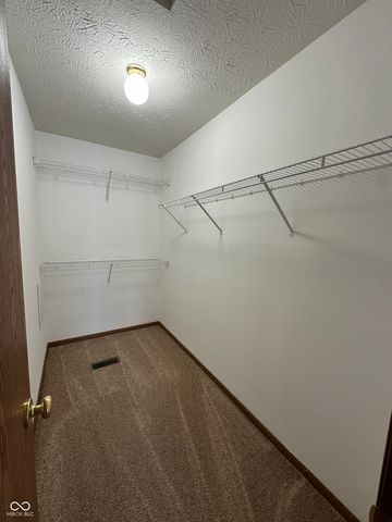 752 Summersby Lane, Brownsburg, IN 46112