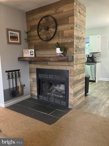 3 LUTE CT, Newark, DE 19713