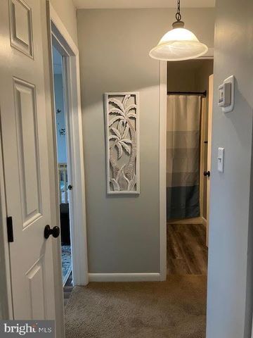 3 LUTE CT, Newark, DE 19713