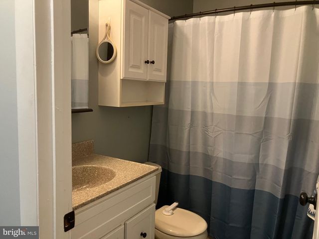 3 LUTE CT, Newark, DE 19713