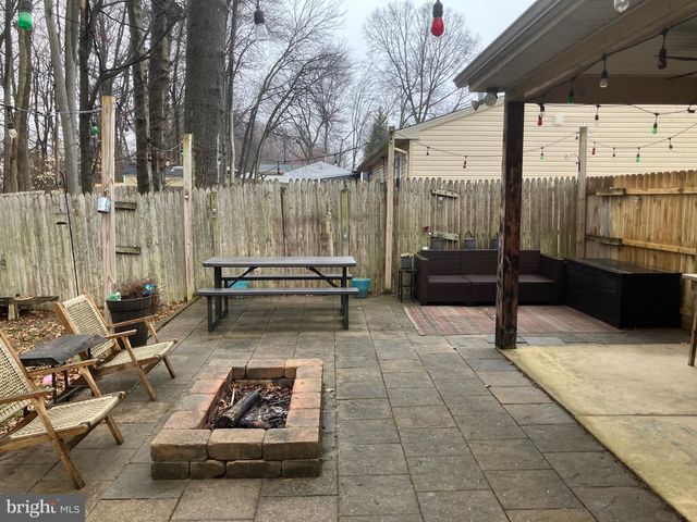 3 LUTE CT, Newark, DE 19713