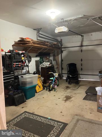 3 LUTE CT, Newark, DE 19713