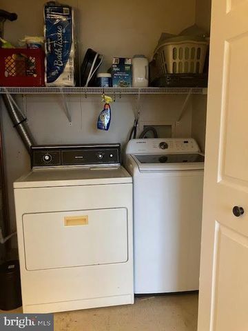 3 LUTE CT, Newark, DE 19713