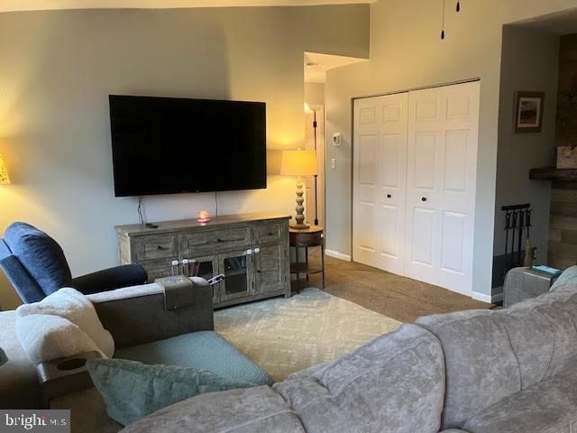 3 LUTE CT, Newark, DE 19713