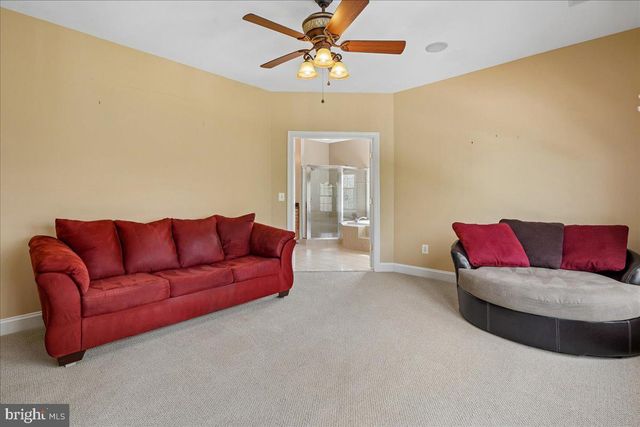 17273 WESTFIELD PL, Hamilton, VA 20158