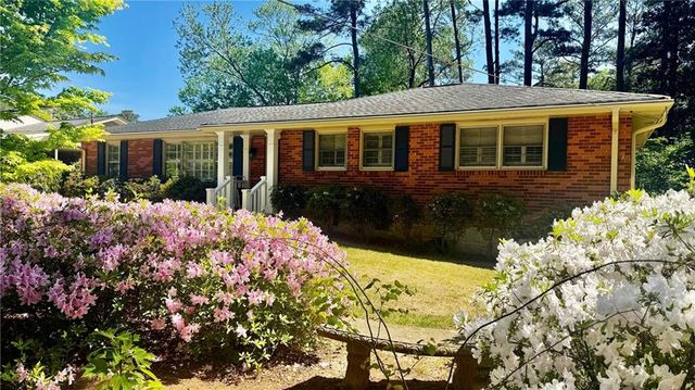 1239 Blueberry Trail, Decatur, GA 30033