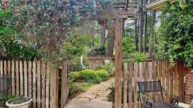 1239 Blueberry Trail, Decatur, GA 30033