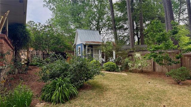 1239 Blueberry Trail, Decatur, GA 30033
