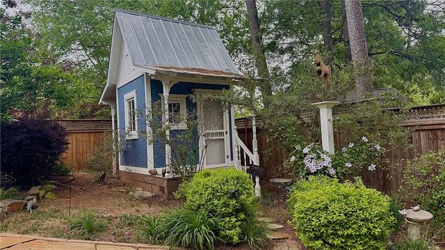 1239 Blueberry Trail, Decatur, GA 30033