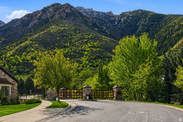3093 E SCENIC VALLEY LN. LN, Sandy, UT 84092