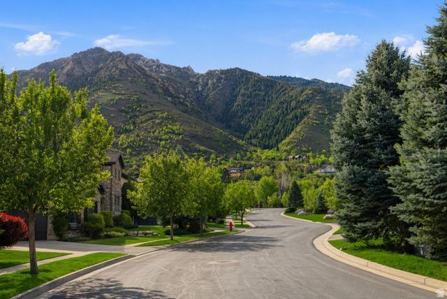 3093 E SCENIC VALLEY LN. LN, Sandy, UT 84092