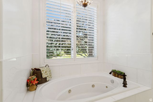 3093 E SCENIC VALLEY LN. LN, Sandy, UT 84092