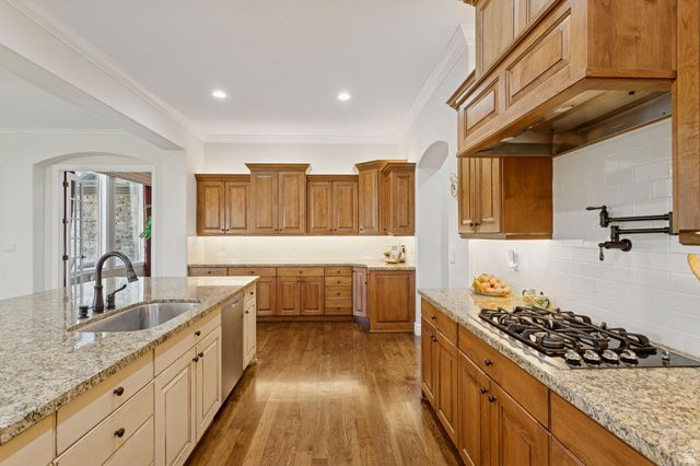 3093 E SCENIC VALLEY LN. LN, Sandy, UT 84092