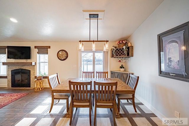 939 Clara Court, Ammon, ID 83406