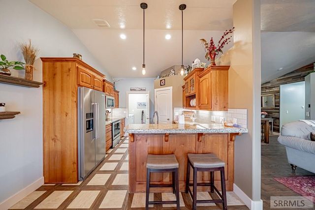 939 Clara Court, Ammon, ID 83406