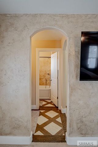 939 Clara Court, Ammon, ID 83406