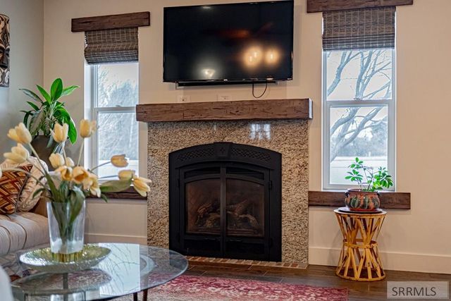 939 Clara Court, Ammon, ID 83406