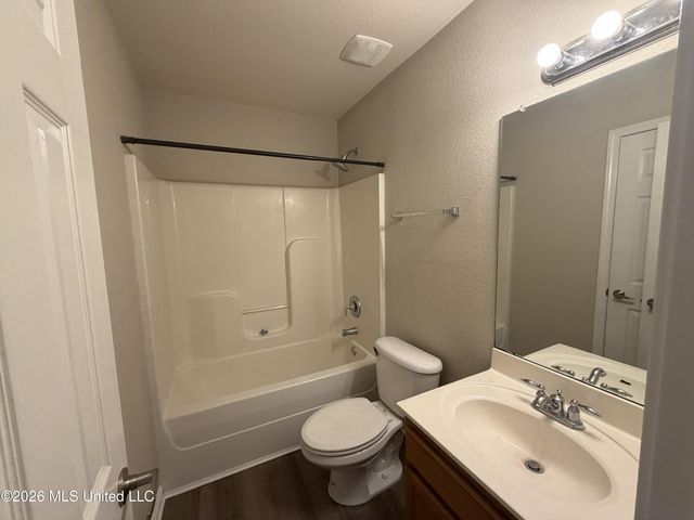 13077 English Manor Drive, Gulfport, MS 39503