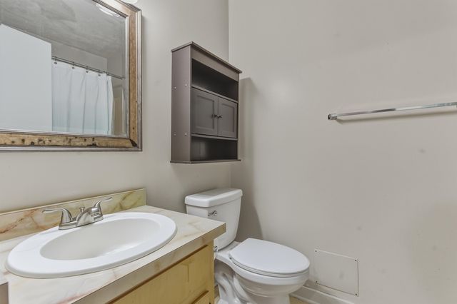 4133 Red Cedar Court, Tallahassee, FL 32311