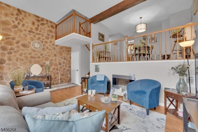 329 Alpine Ct 29, Stanhope Boro, NJ 07874