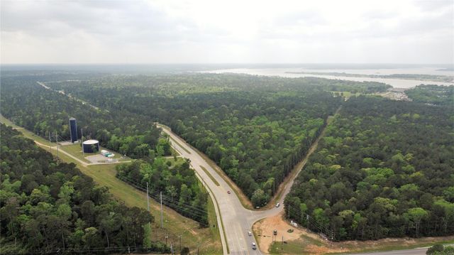 000 Fm 830, Conroe, TX 77304