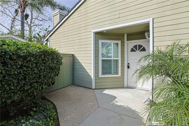23160 Newport Lane 9, Yorba Linda, CA 92887