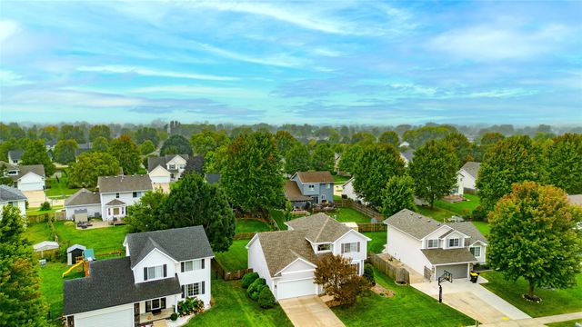 570 SE Windfield Drive, Waukee, IA 50263