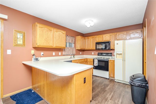 570 SE Windfield Drive, Waukee, IA 50263