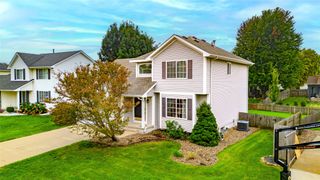 570 SE Windfield Drive, Waukee, IA 50263