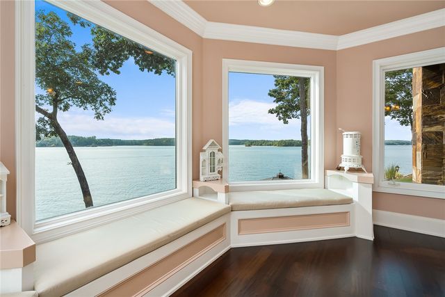 255 Mountain View Pointe Drive, Seneca, SC 29672