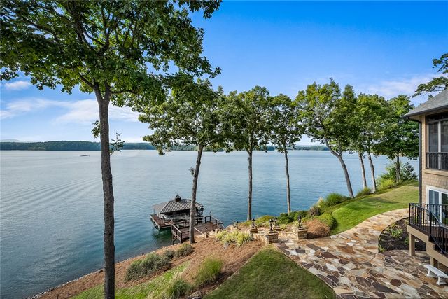 255 Mountain View Pointe Drive, Seneca, SC 29672
