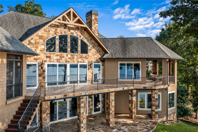 255 Mountain View Pointe Drive, Seneca, SC 29672