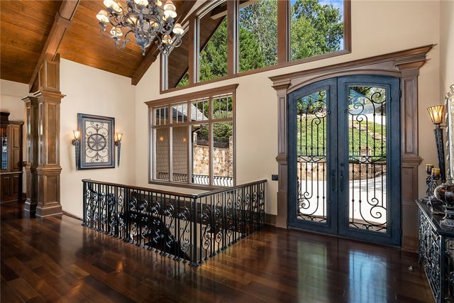 255 Mountain View Pointe Drive, Seneca, SC 29672