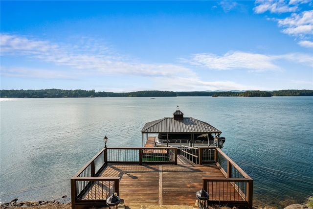 255 Mountain View Pointe Drive, Seneca, SC 29672
