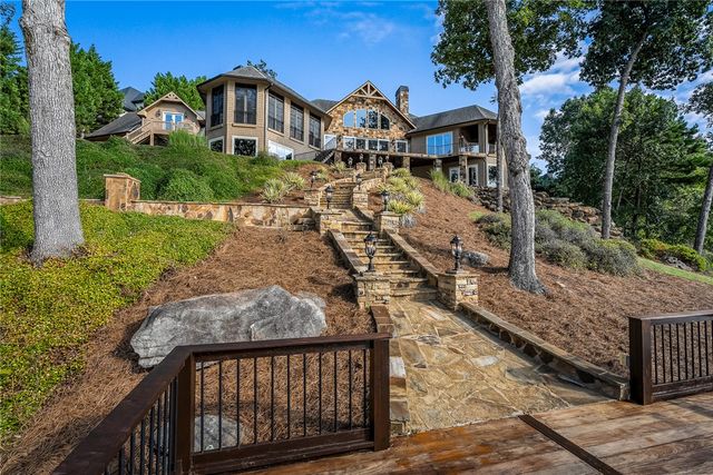 255 Mountain View Pointe Drive, Seneca, SC 29672