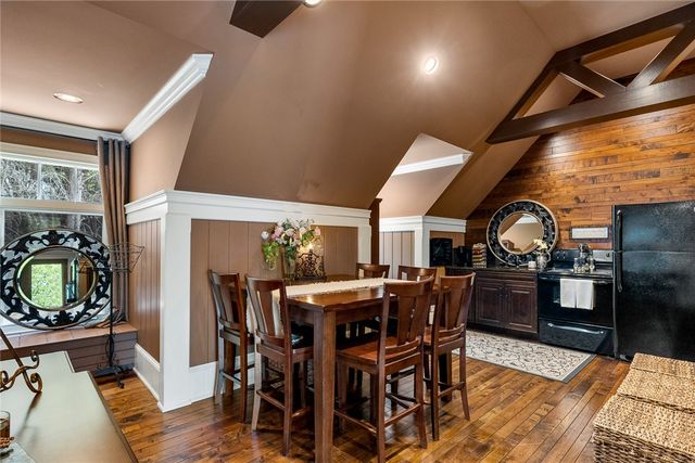 255 Mountain View Pointe Drive, Seneca, SC 29672