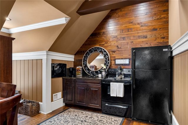 255 Mountain View Pointe Drive, Seneca, SC 29672