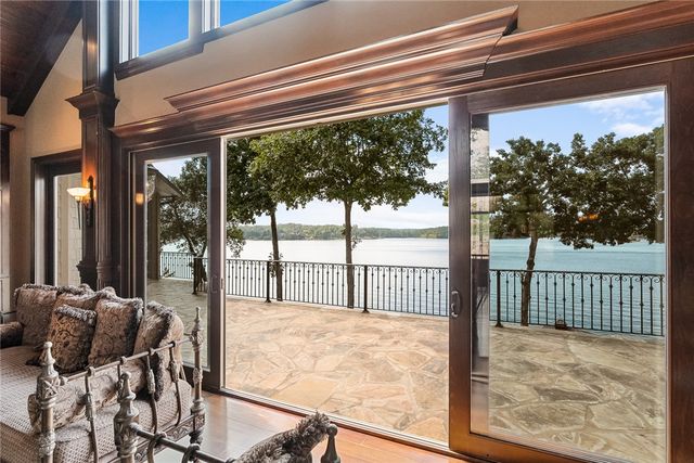255 Mountain View Pointe Drive, Seneca, SC 29672