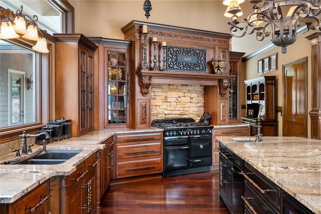 255 Mountain View Pointe Drive, Seneca, SC 29672