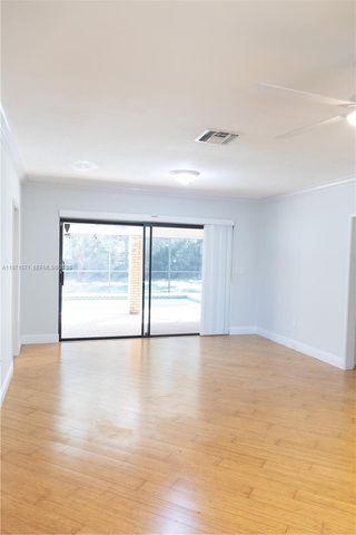 13125 SW 83rd Ave, Pinecrest, FL 33156