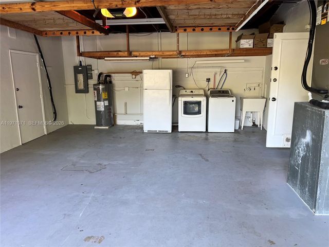 13125 SW 83rd Ave, Pinecrest, FL 33156