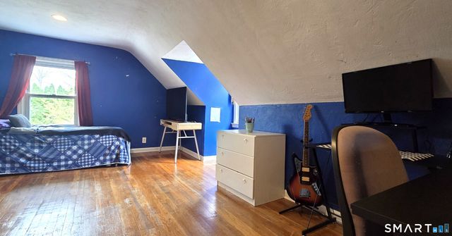 112 Willard Terrace, Stamford, CT 06903