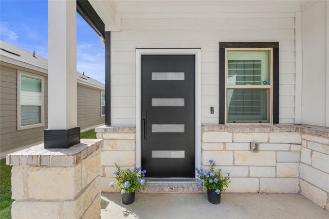 332 Harper LN, Georgetown, TX 78626
