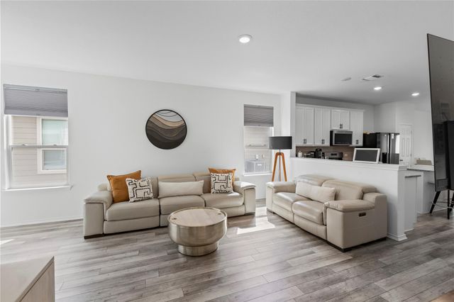 332 Harper LN, Georgetown, TX 78626