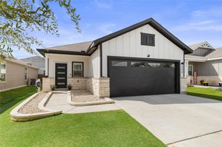 332 Harper LN, Georgetown, TX 78626