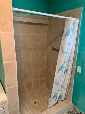 1007 S Palestine St, Athens, TX 75751